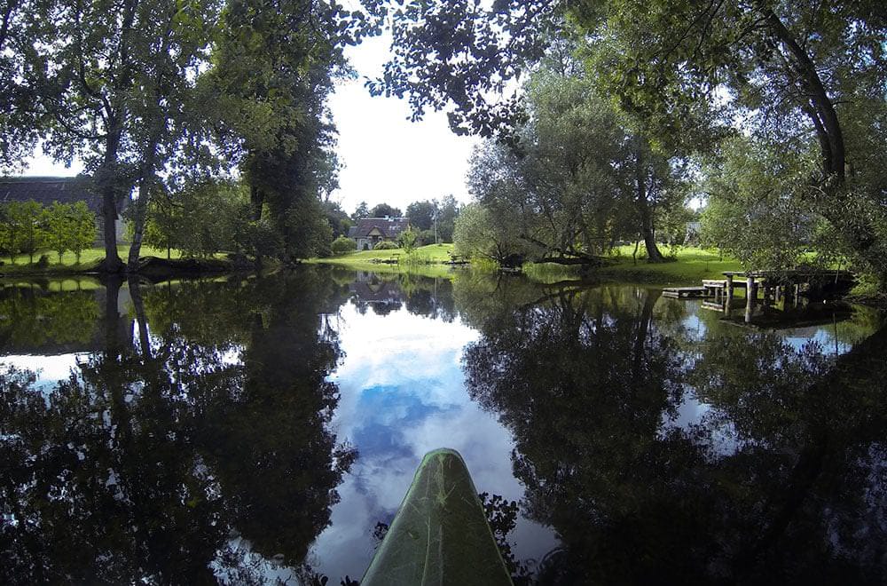 river lake kayak rent